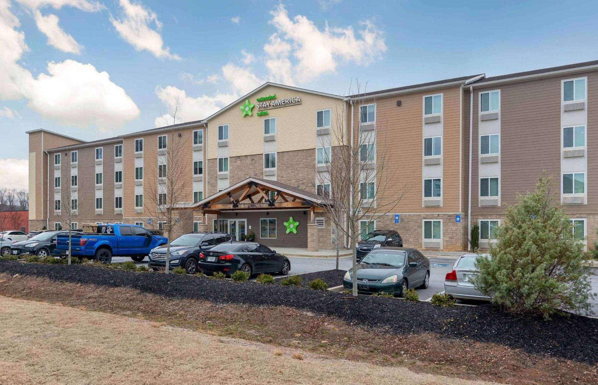 Where to Stay Near Wallace Park: 4 Budget Hotels in Austell