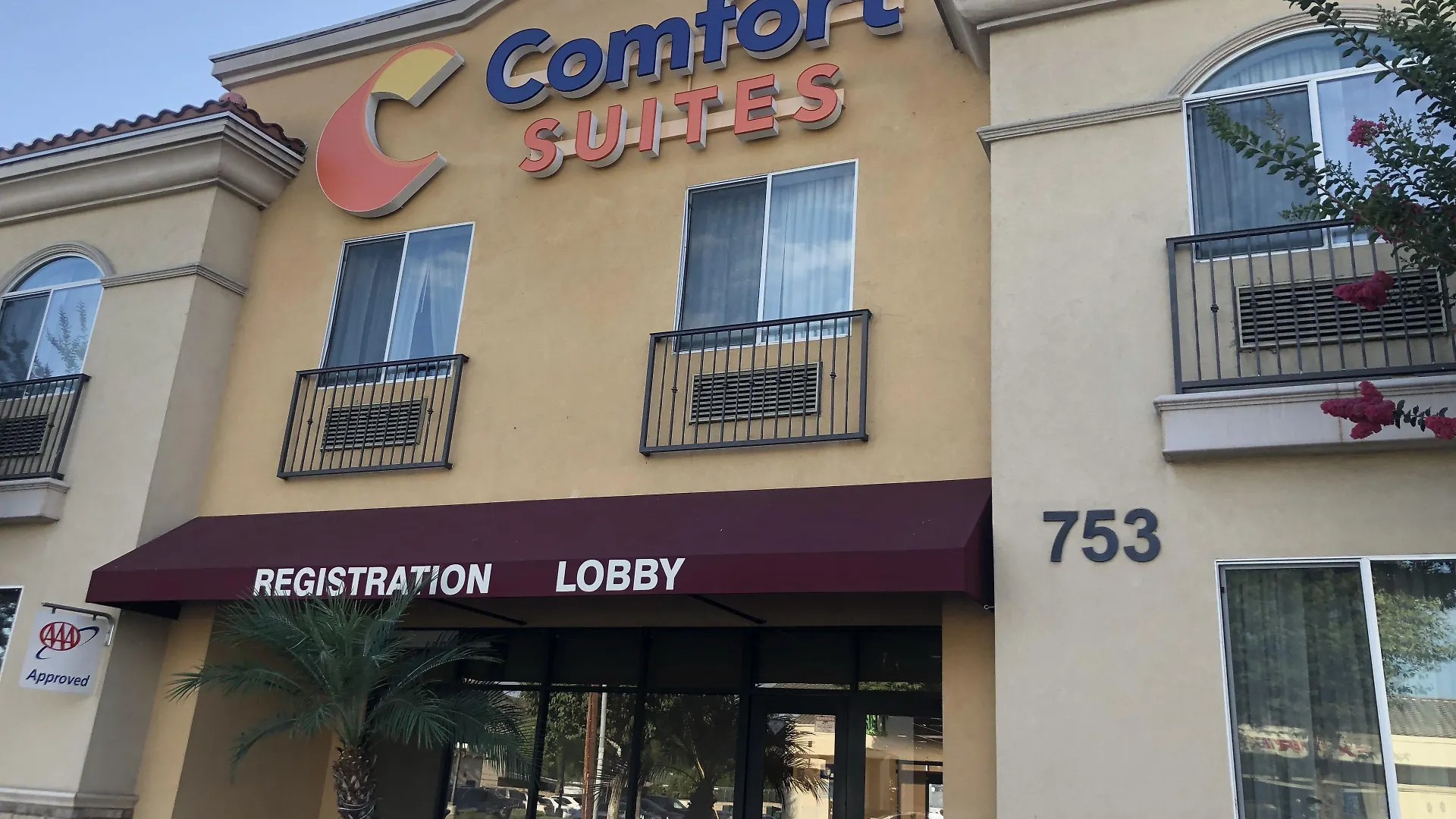 2 Smart Business Hotels Near Morgan Park Worth Booking